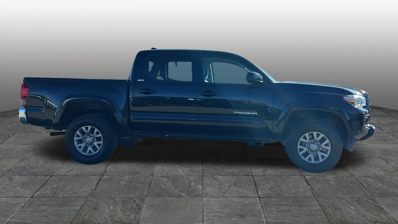 Used 2019 Midnight Black Metallic Toyota SR5 image 4