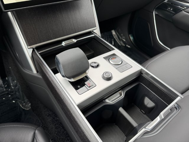 New 2027 Batumi Gold Land Rover SE image 19