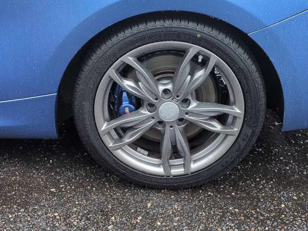 Used 2014 Estoril Blue Metallic BMW M235i image 31