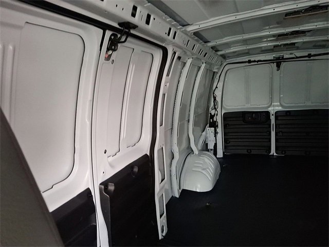 2025 GMC Savana Cargo Work Van - Photo 15