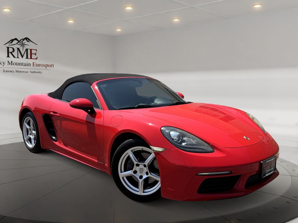 Used 2018 Red Porsche Base image 1