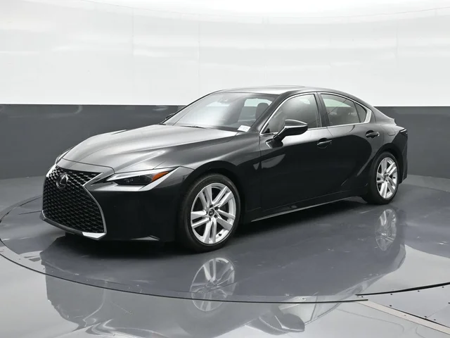 2024 Lexus IS 300