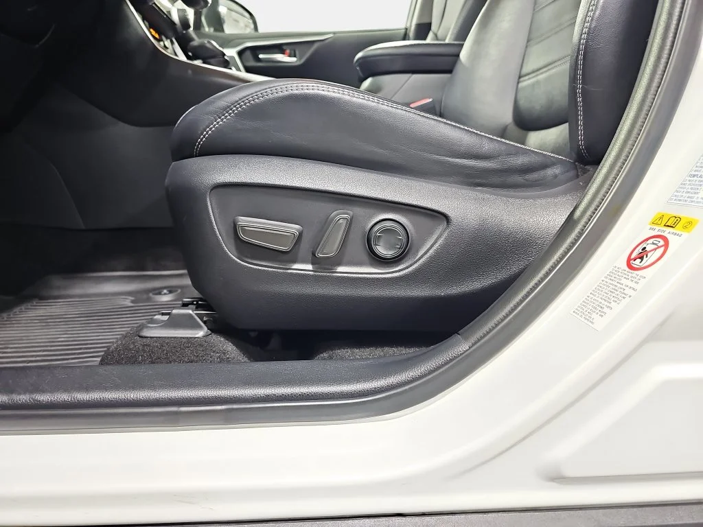 Used 2019 White Toyota Limited image 31