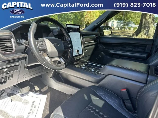 Used 2022 Blue Ford Platinum image 18