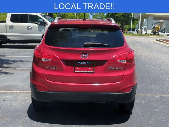 Used 2013 Red Hyundai GLS image 4
