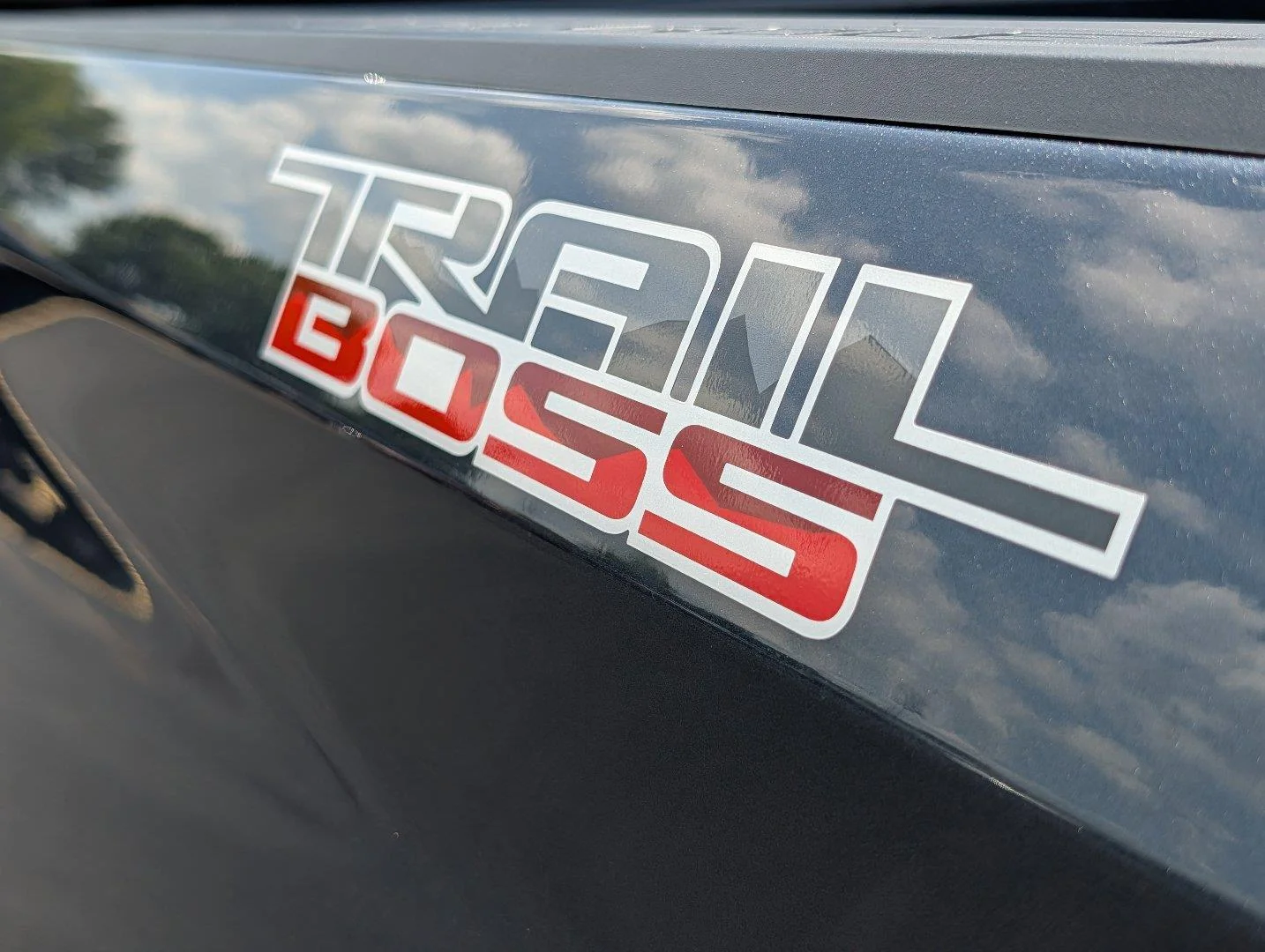 Used 2022 SHADOW GRAY METALLIC Chevrolet LT Trail Boss image 38