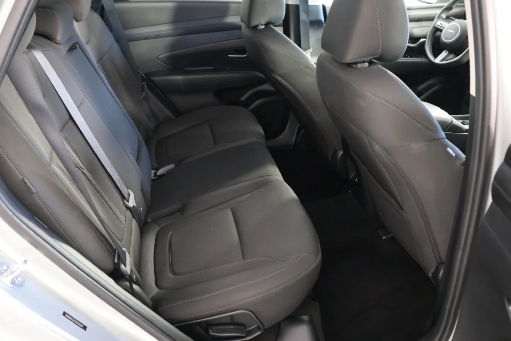Used 2025 Shimmering Silver Hyundai SEL image 22