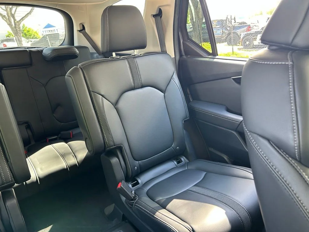 Used 2024  Honda EX-L image 14