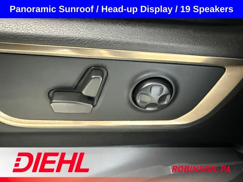 Used 2022 White Ram Limited image 19