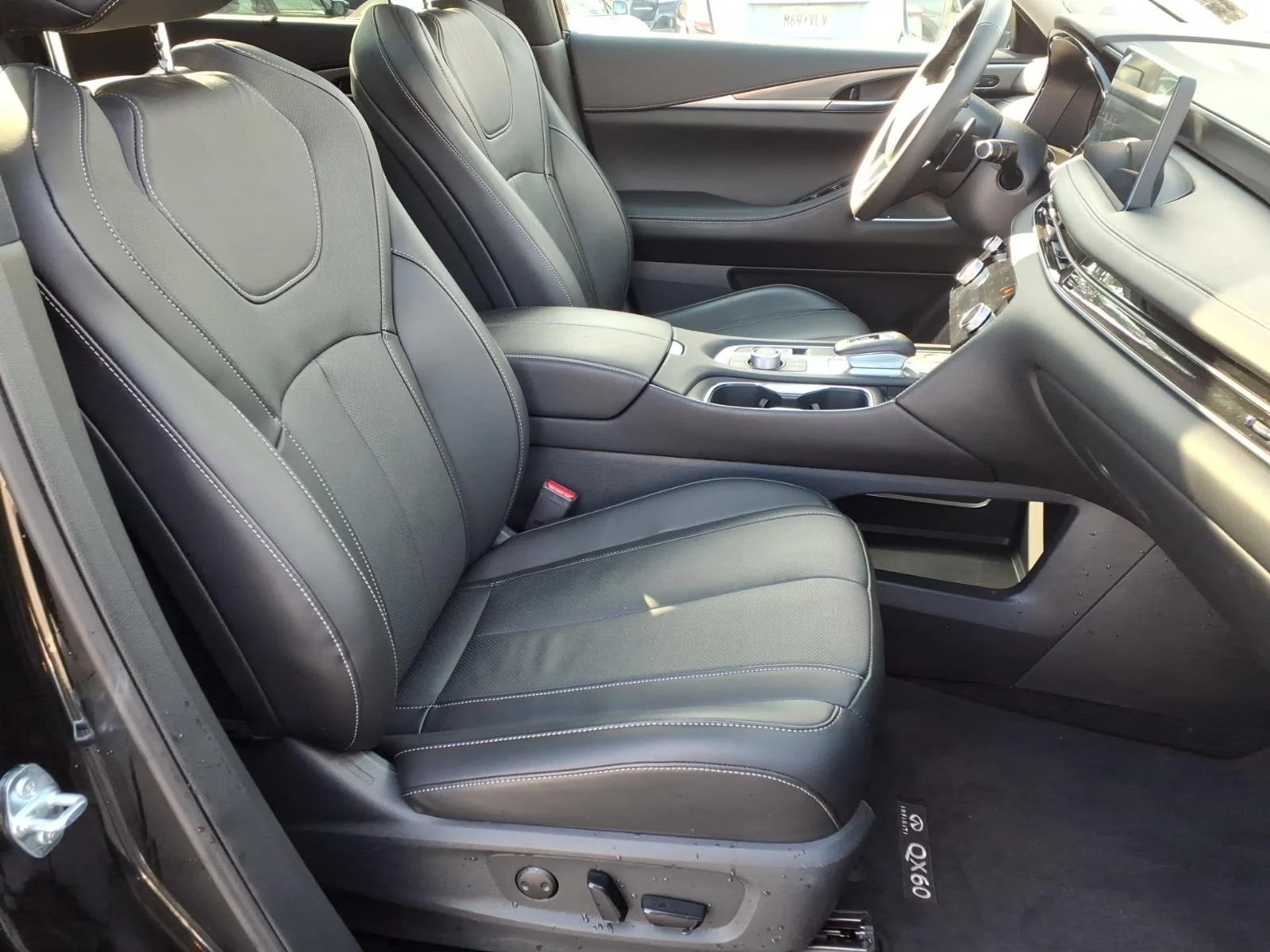 2025 INFINITI QX60 LUXE - Photo 20
