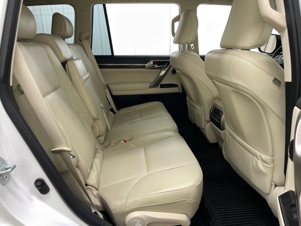 2020 Lexus GX LUXURY - Photo 50