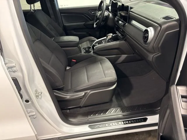 2024 Chevrolet Colorado LT - Photo 42