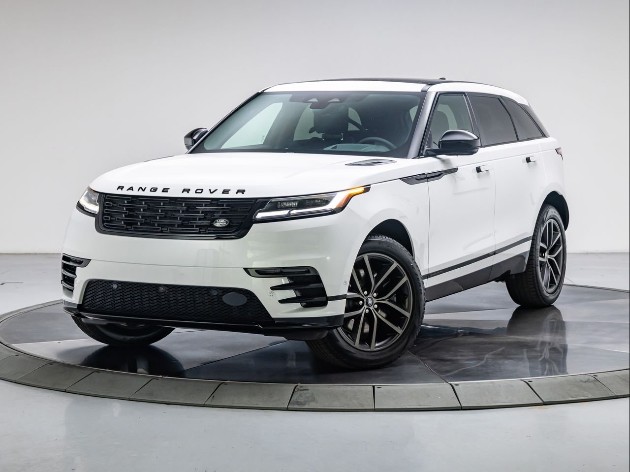 2026 Land Rover Range Rover Velar