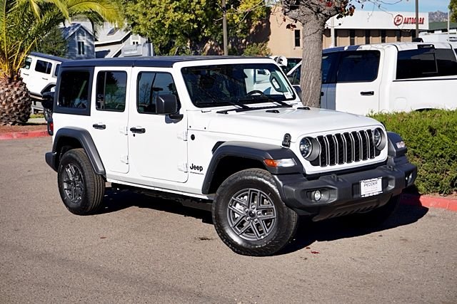New 2026 Bright White Clear-Coat Exterior Paint Jeep Sport S image 3