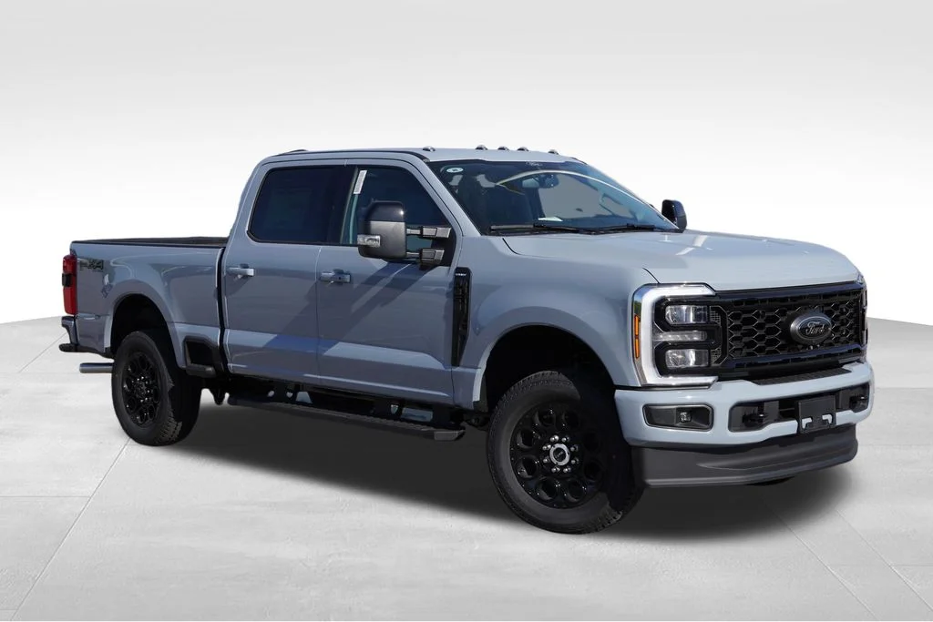 New 2026 Glacier Gray Metallic Tri-Coat Ford Lariat image 1