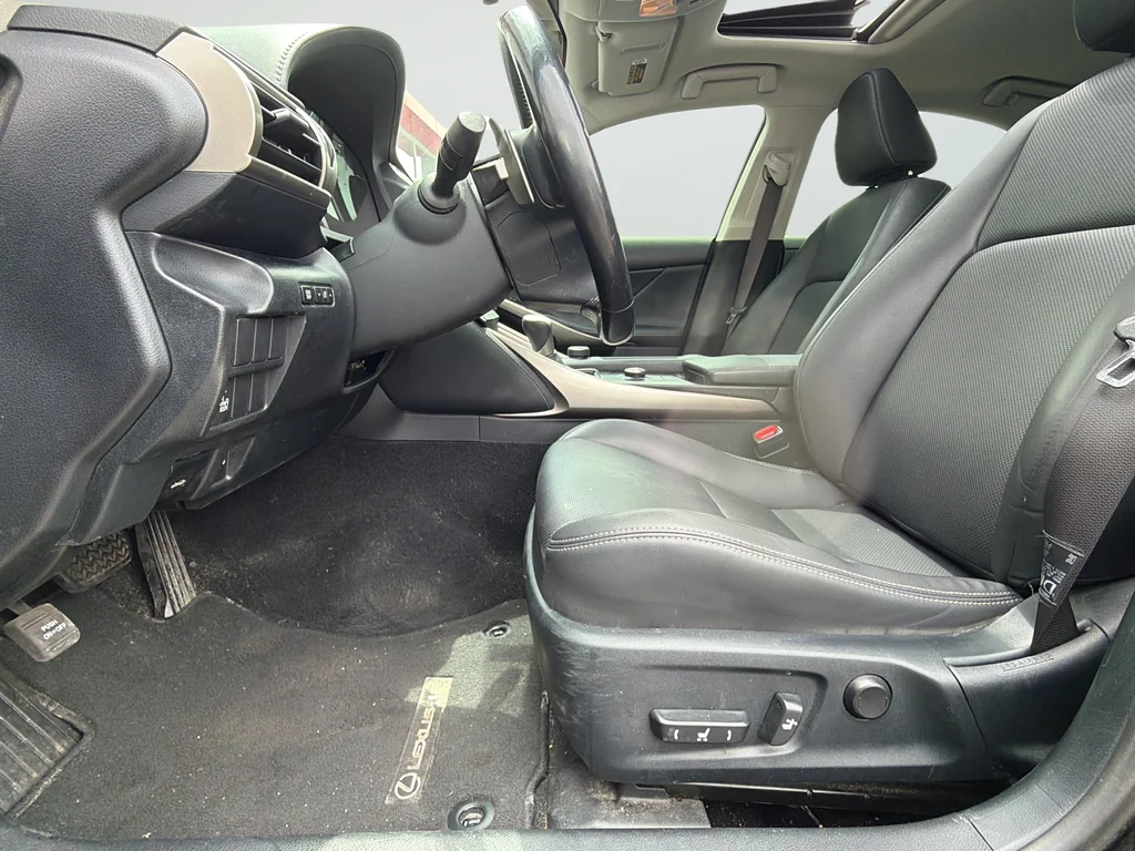 Used 2016 Black Lexus 300 image 11