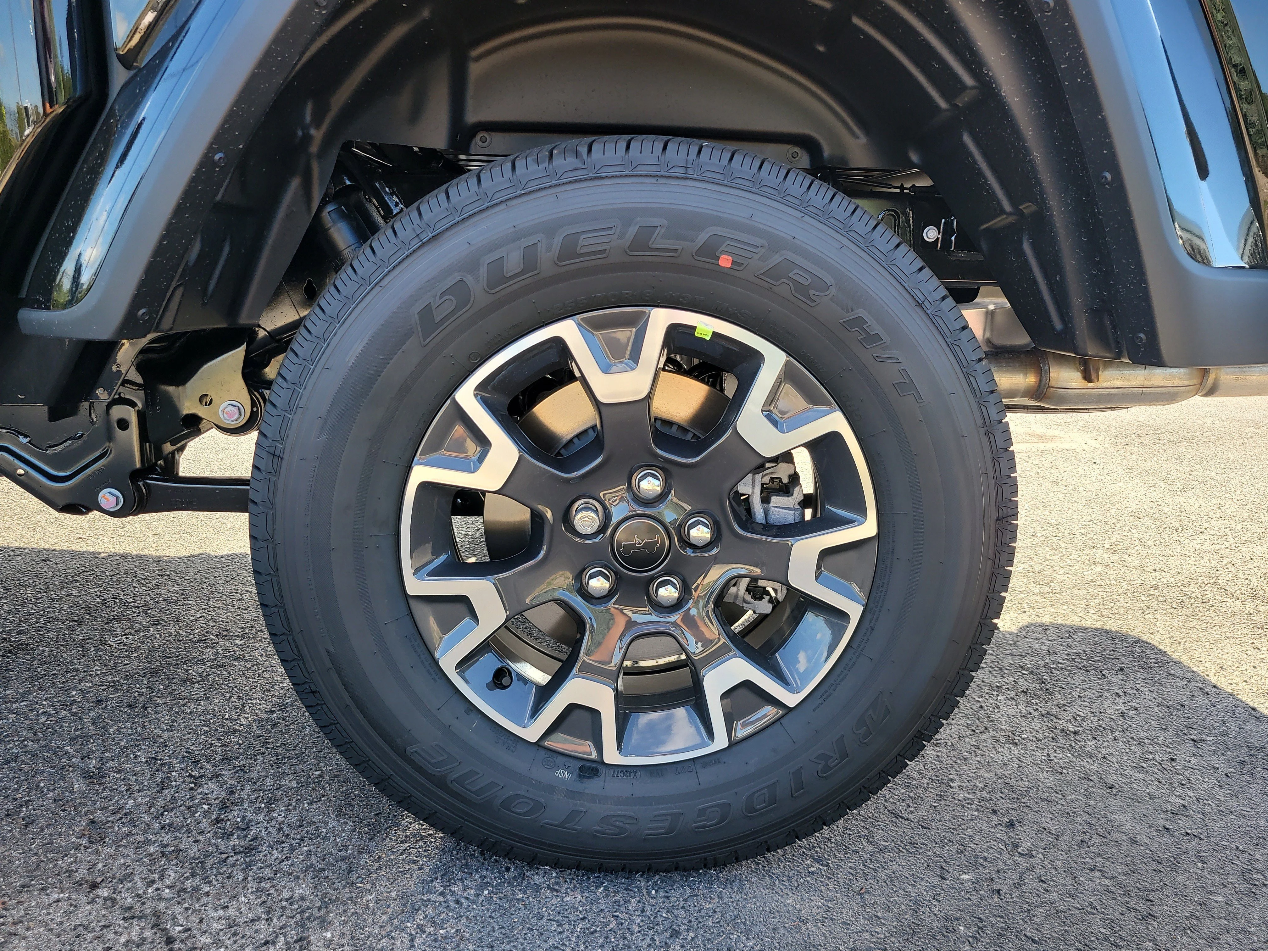New 2026 Black Clearcoat Jeep Sahara image 9