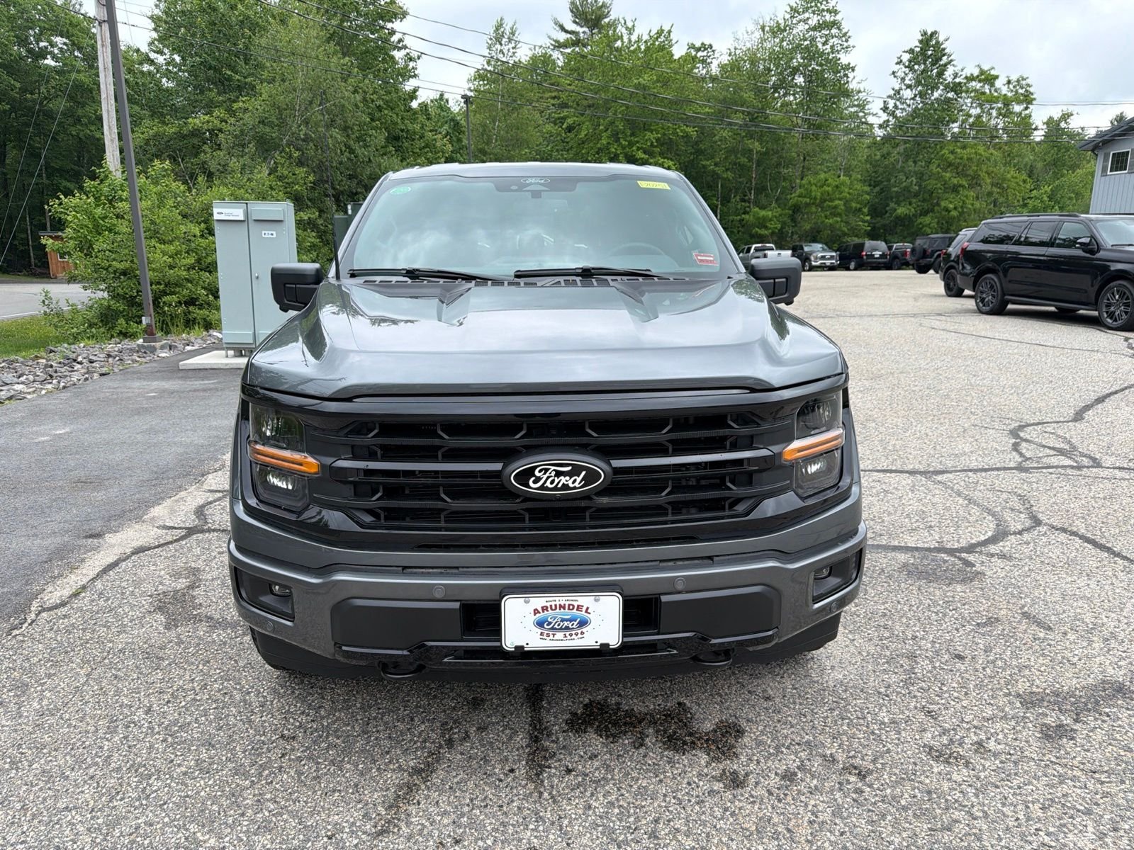 New 2026 Carbonized Gray Metallic Ford XLT image 2