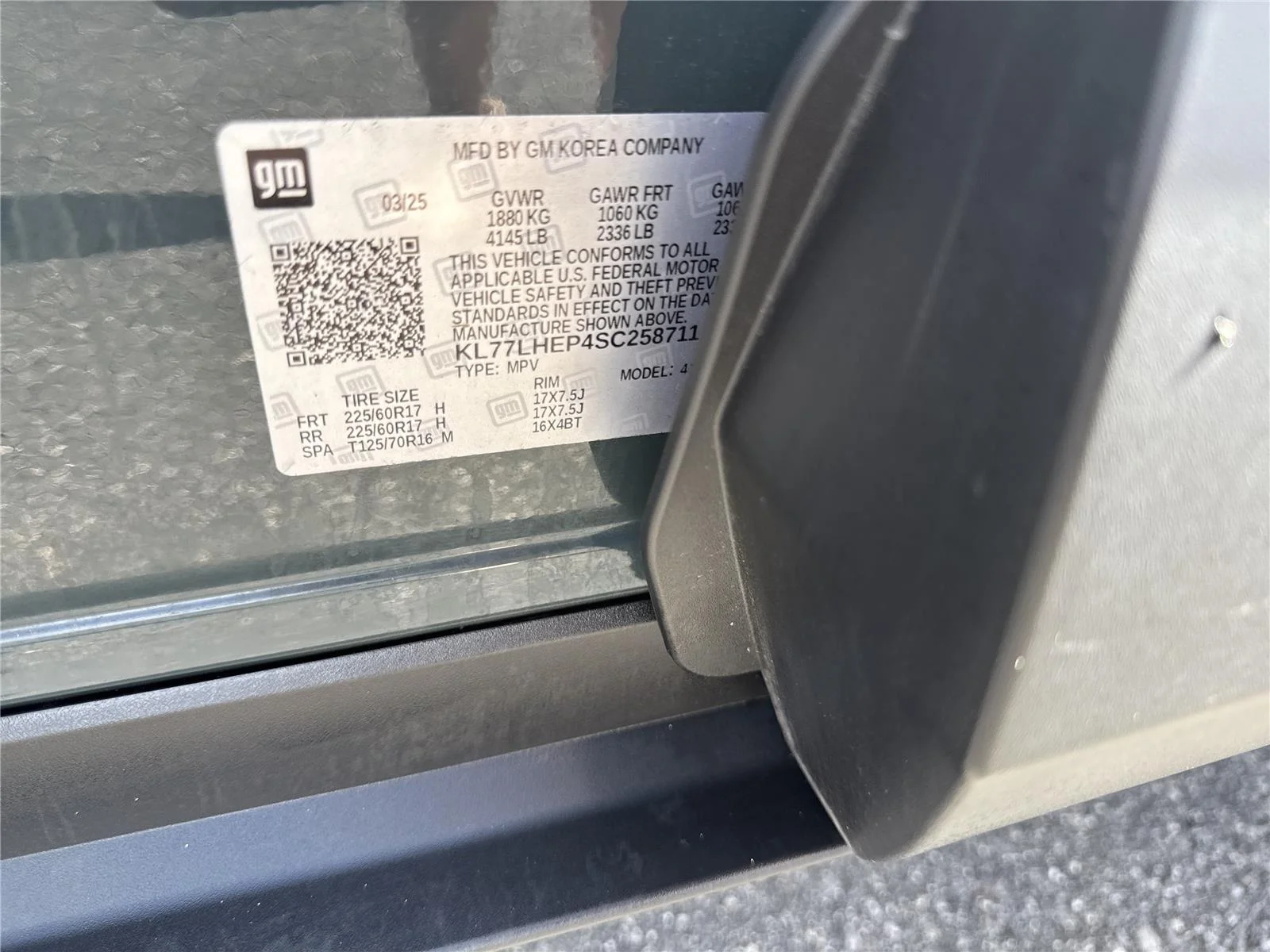 Used 2025 Cypress Gray Chevrolet LT image 37