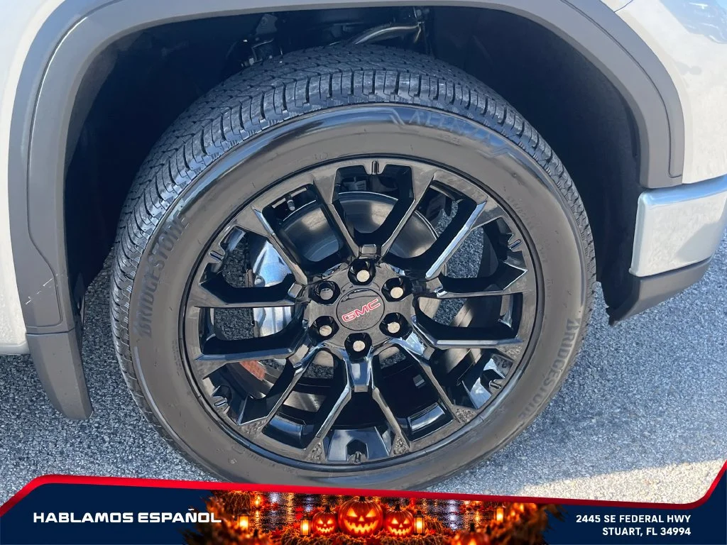 New 2026 Sterling Metallic GMC Denali image 21