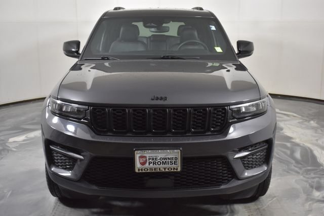 Used 2023 Gray Jeep Altitude X image 13