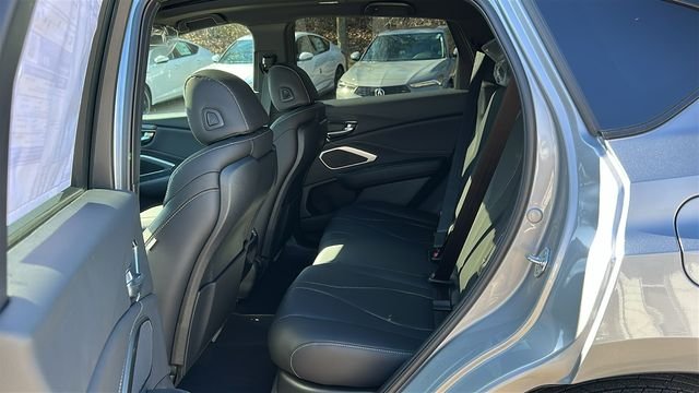 New 2026 Solar Silver Metallic Acura Base image 23