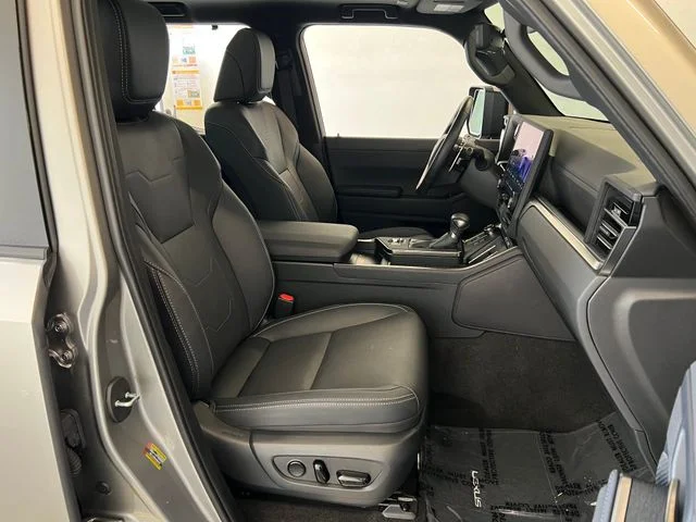 Used 2026 Atomic Silver Lexus 550 Luxury+ image 44