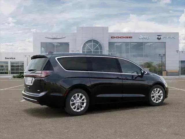 New 2026 Diamond Black Crystal Pearl-Coat Exterior Paint Chrysler Select image 31