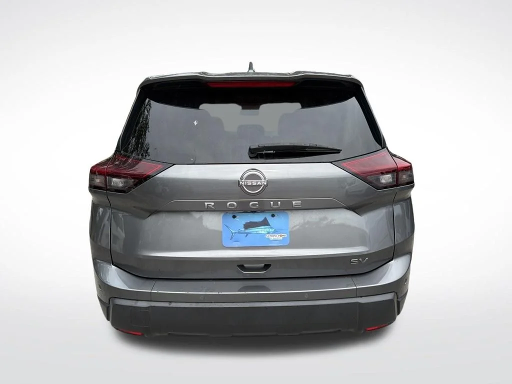 Used 2024 Gun Metallic Nissan SV image 7
