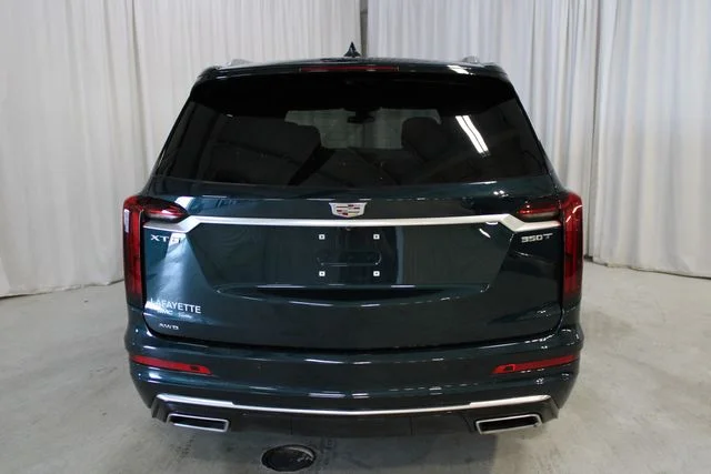 Used 2025 Green Cadillac Luxury image 32