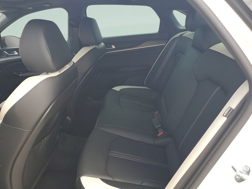 Certified Used 2026 White Kia GT-Line image 10
