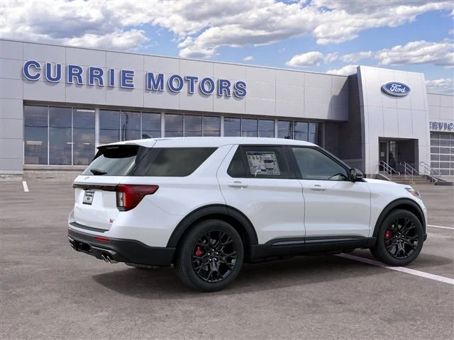 New 2027 Star White Metallic Tri-Coat Ford ST image 6
