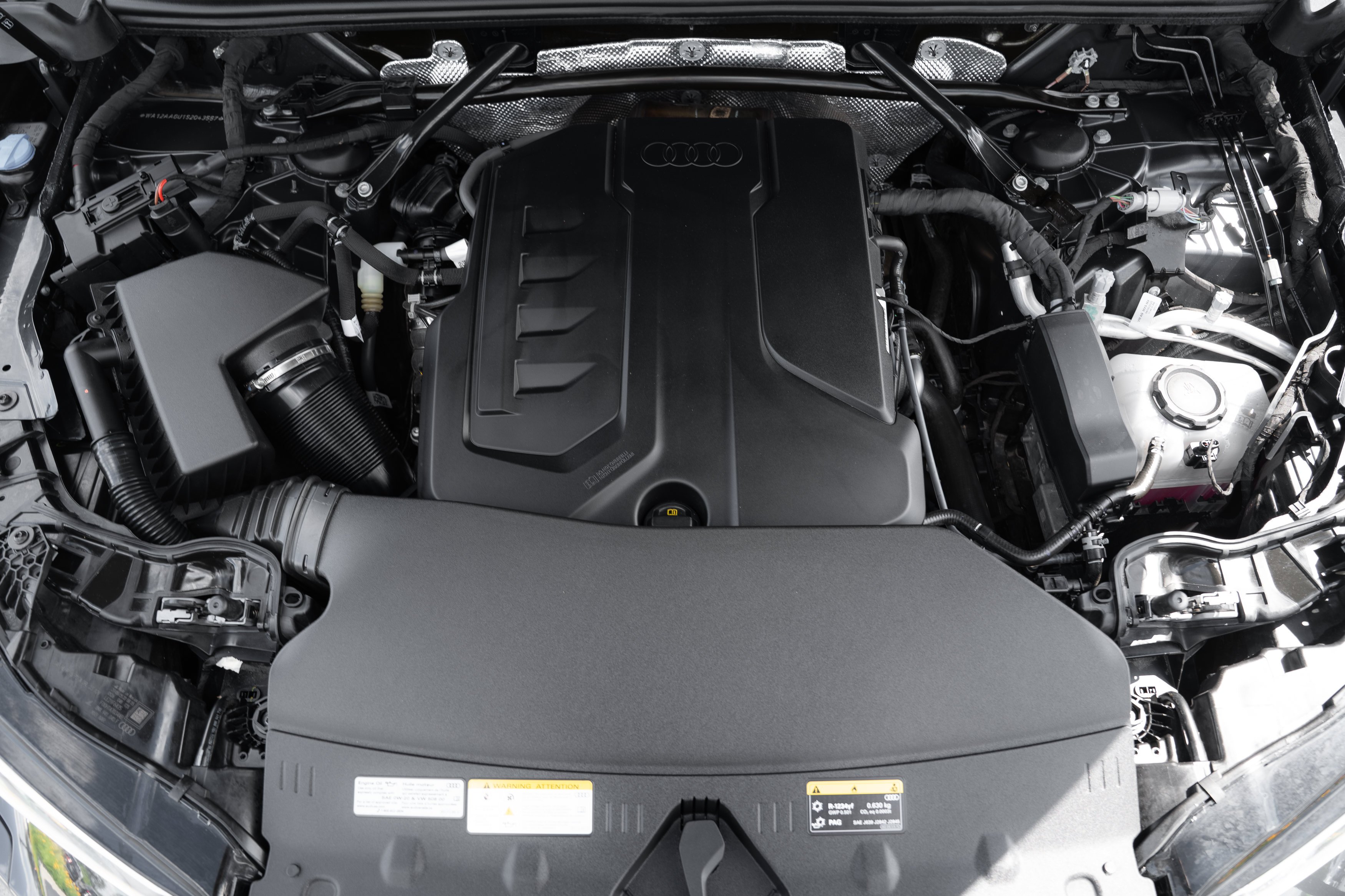 Certified Used 2025 Tambora Gray Metallic Audi Premium Plus image 34