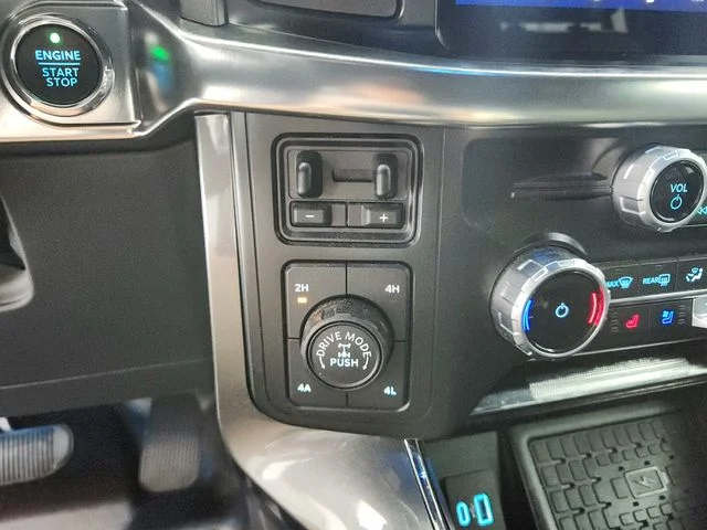 Used 2023 Silver Ford Lariat image 24