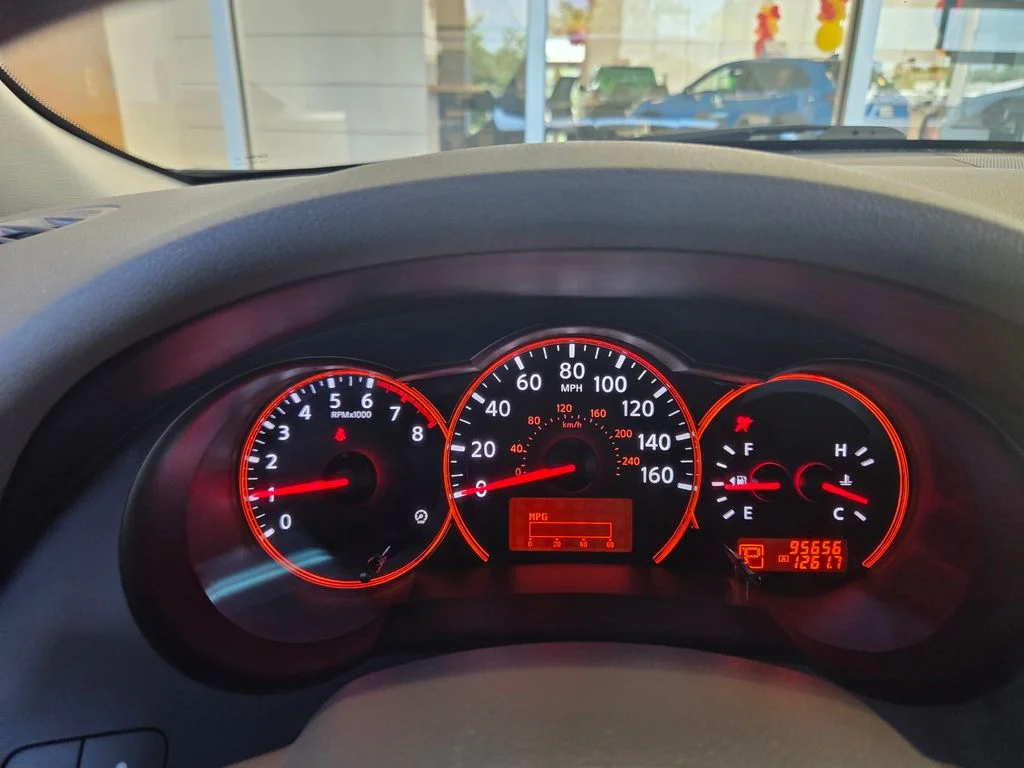 Used 2009 Super Black Nissan 2.5 SL image 34
