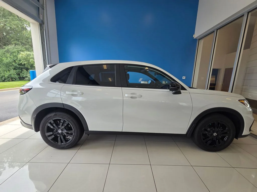 New 2026 Platinum White Pearl Honda AWD SPORT image 5