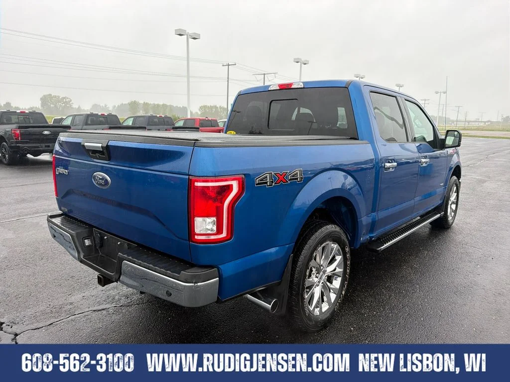Used 2017 Blue Ford XLT image 5