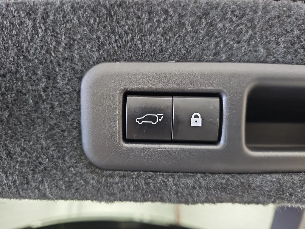 Used 2020 Silver Lexus 350 F Sport image 16