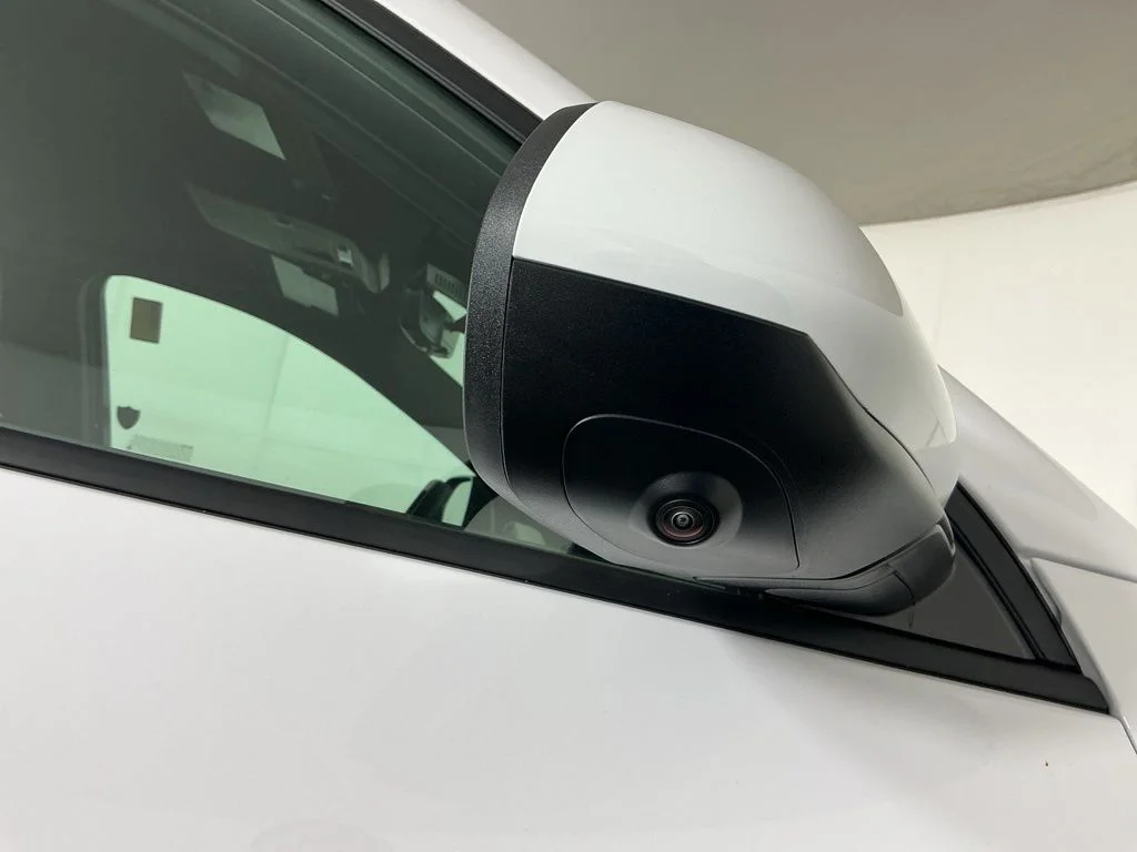 New 2027 White Chevrolet LT image 11