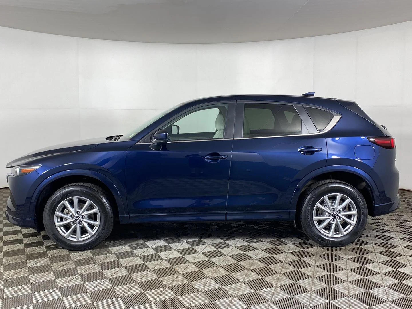 Used 2024 Deep Crystal Blue Mica Mazda 2.5 S Preferred Package image 9