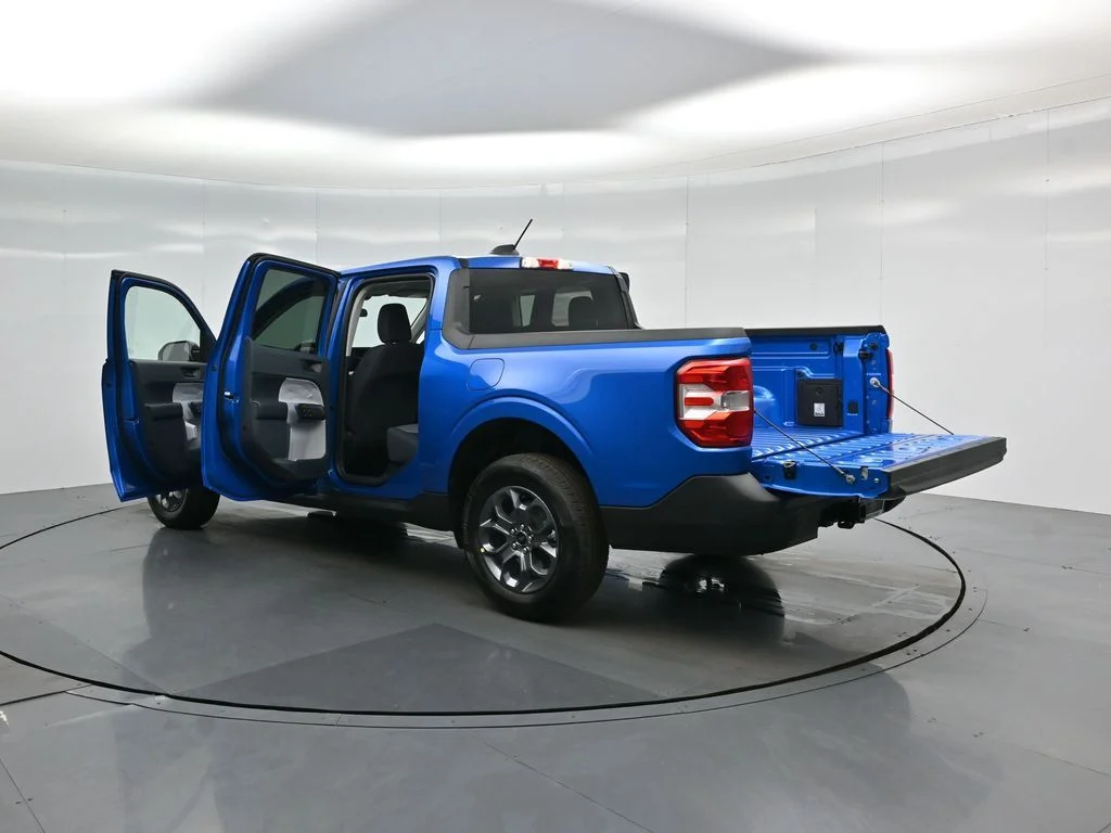 New 2026 Velocity Blue Ford XLT image 31