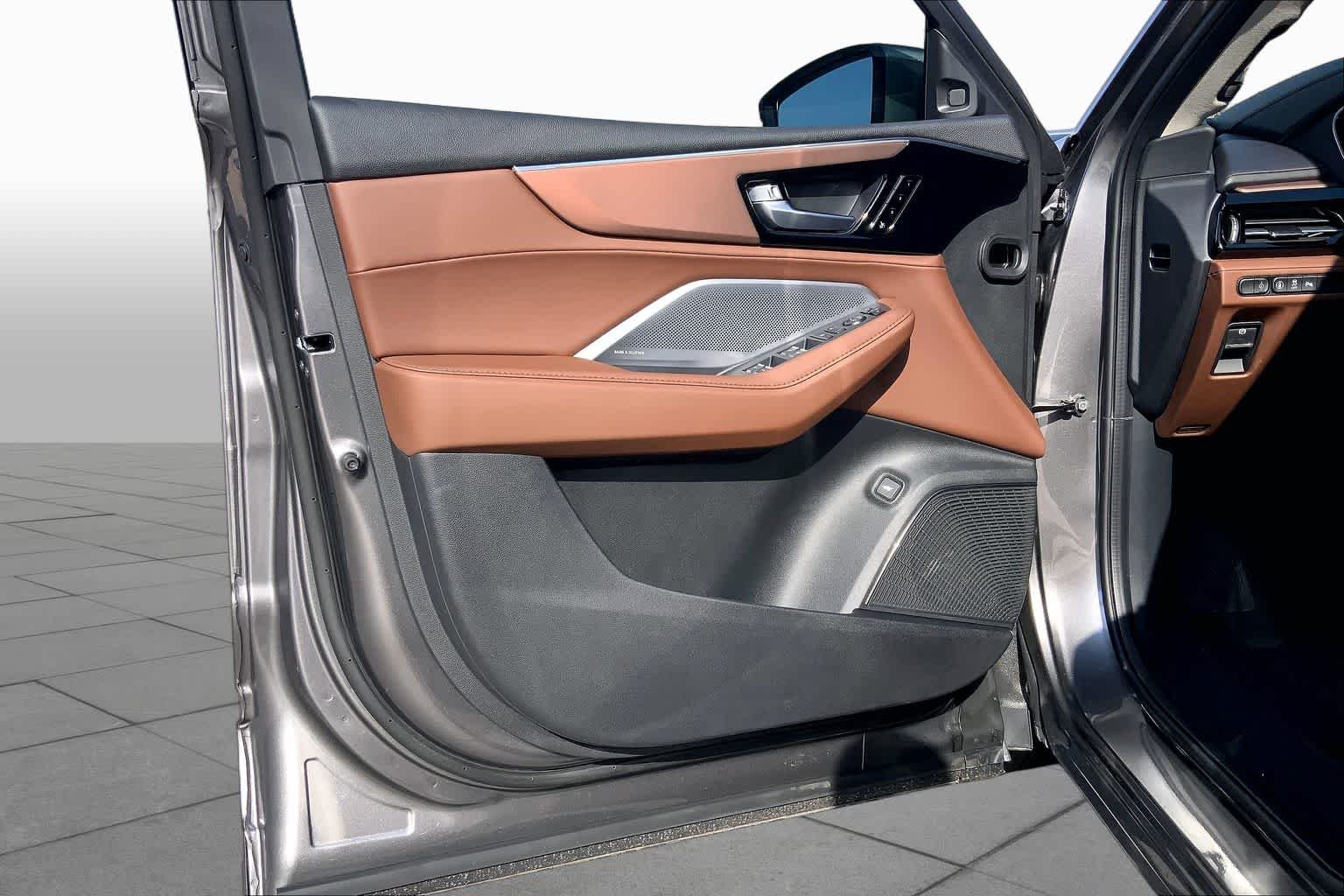 Used 2026 Liquid Carbon Metallic Acura w/Technology Package image 16