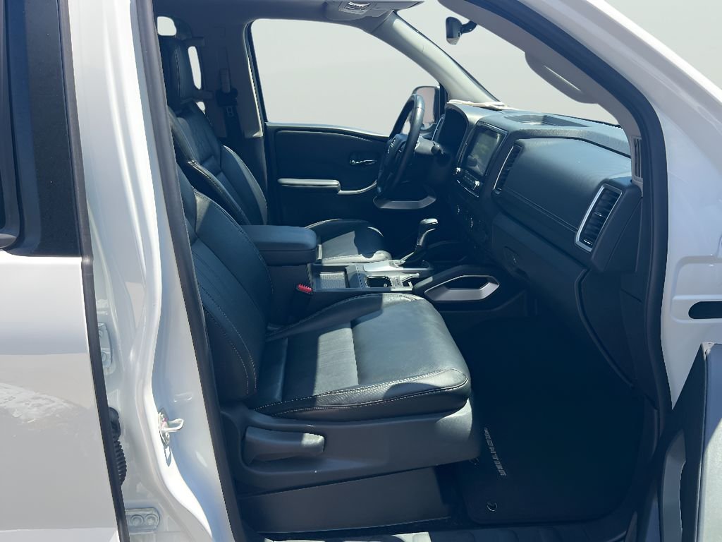 Used 2024 Glacier White Nissan SL image 15