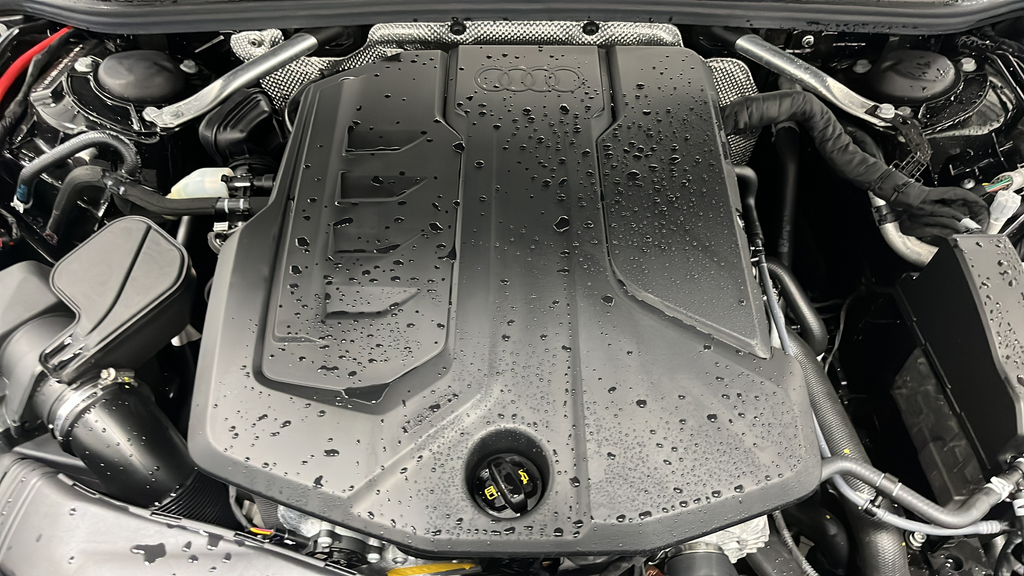 Used 2025 Black Audi  image 26