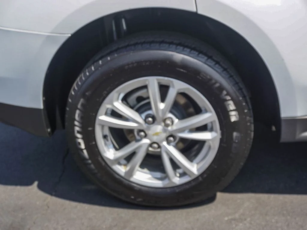 Used 2017 White Chevrolet LT image 8