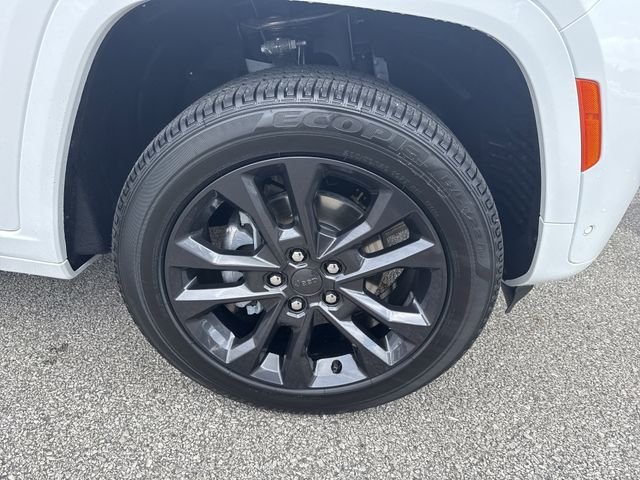 New 2026 White/off-white Jeep Limited Reserve image 12