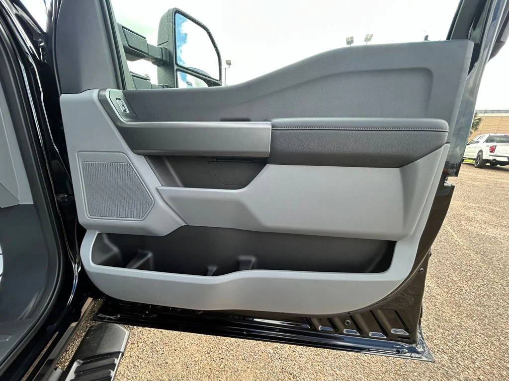 2026 Ford F-250 Super Duty XL - Photo 23