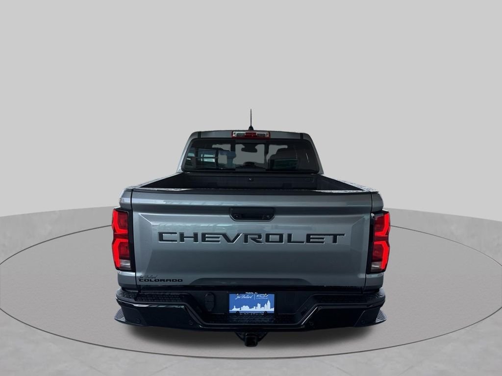 Used 2025 Gray Chevrolet Z71 image 7