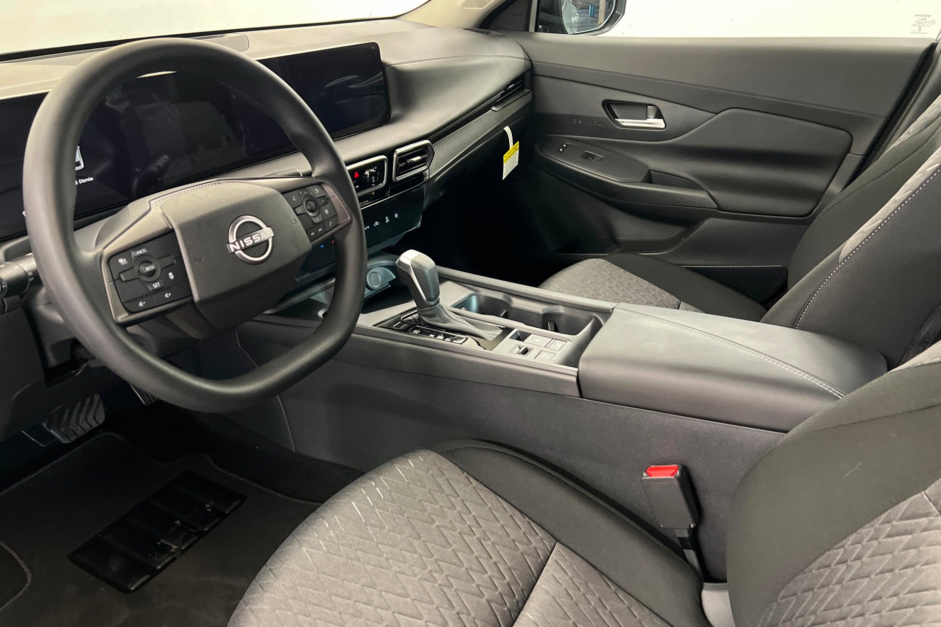 New 2027 Atlantic Gray Metallic Nissan SV image 16