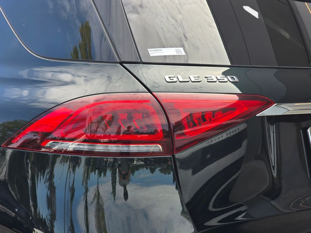 Used 2021 Green Mercedes-Benz GLE 350 image 38